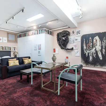 Appartamento Guestready - Artist Loft With A Vertical Garden Parigi